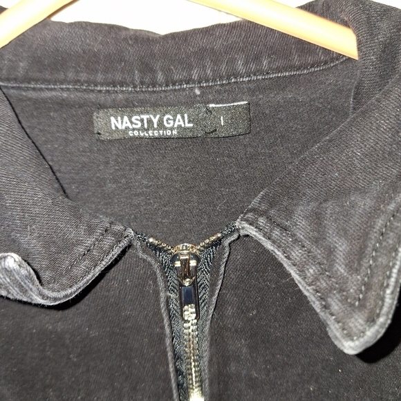 Nasty Gal Black Zipper Front Women's Jumpsuit - Picture 2 of 3